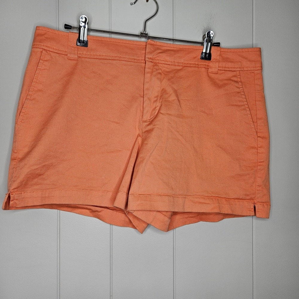 New York & Company Shorts Coral Size 10